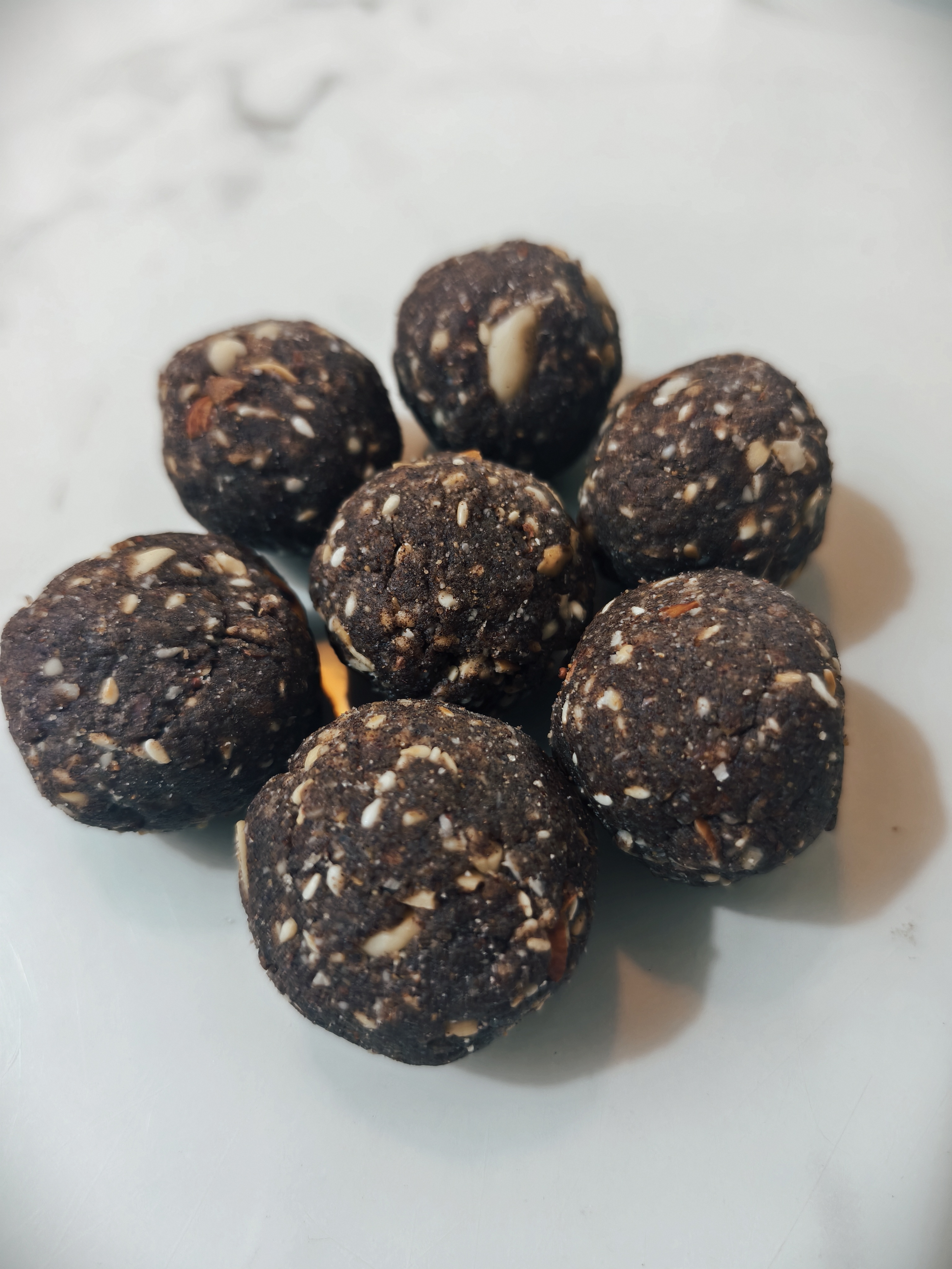 Nutritious Raagi Laddu for Kids